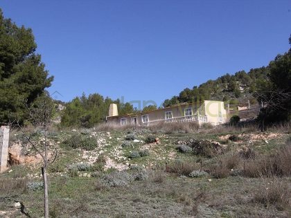 Villa in Petrer