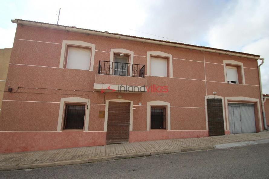 Massive village house suitable for B&B in Raspay in Inland Villas Spain