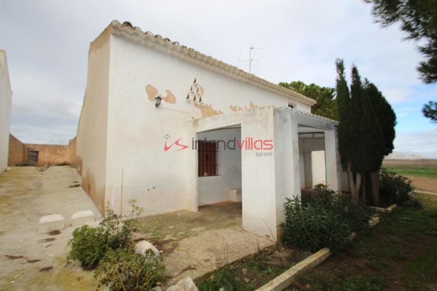 Detached country house in Yecla, Murcia. in Inland Villas Spain