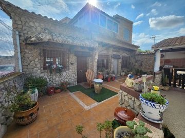 Kwalitatief 5-slaapkamer dorpshuis - Inland Villas Spain