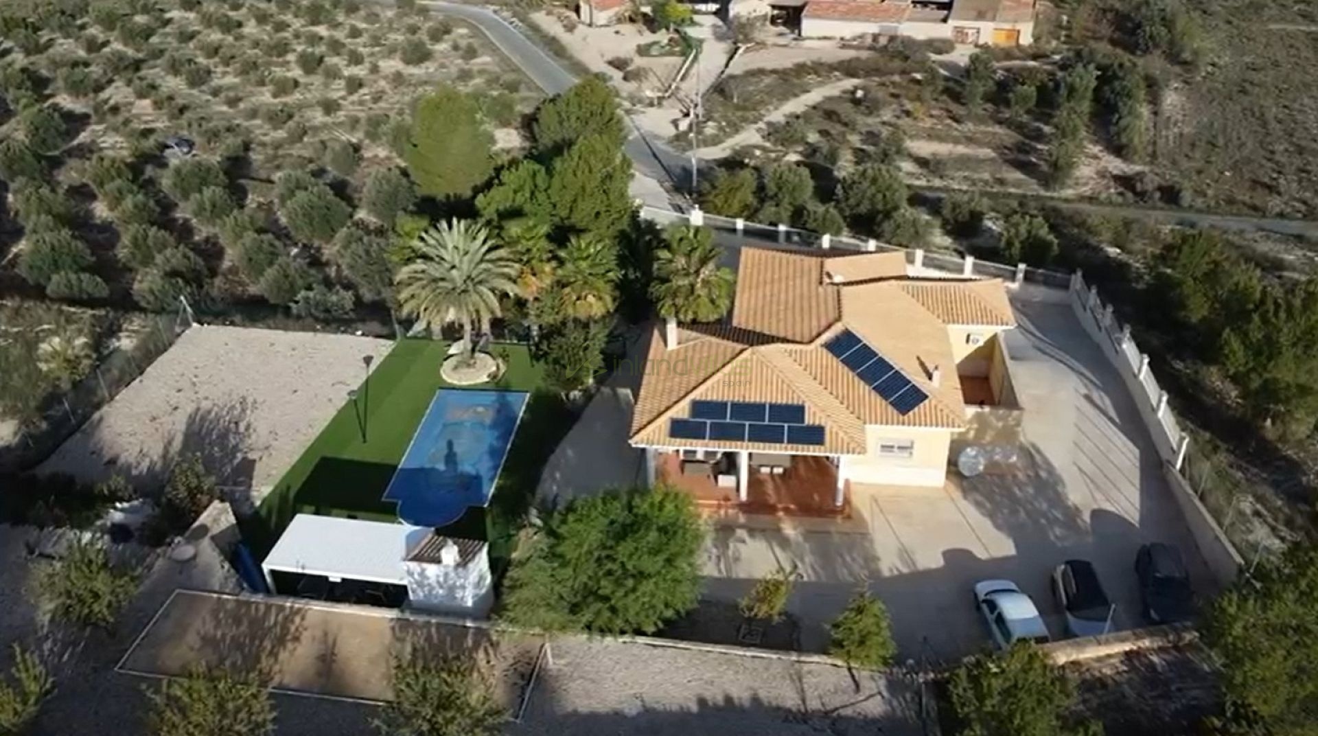 Superbe villa de 3 chambres et 2 salles de bains avec piscine et garage - Inland Villas Spain