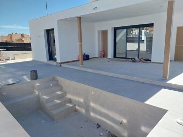 Villa de nouvelle construction dans l'urbanisation Las Kalendas Fortuna - Inland Villas Spain