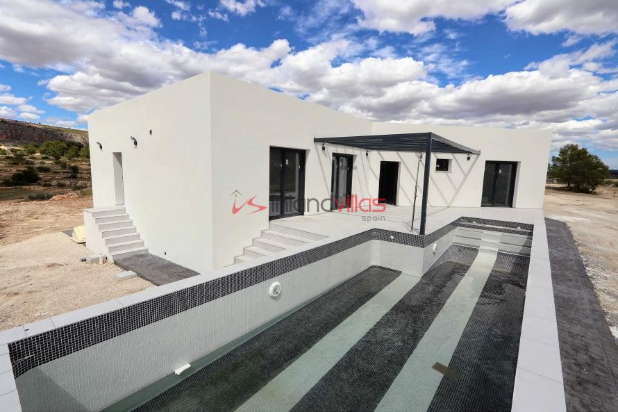 New build villa 4 bedroom and 12m pool in Inland Villas Spain