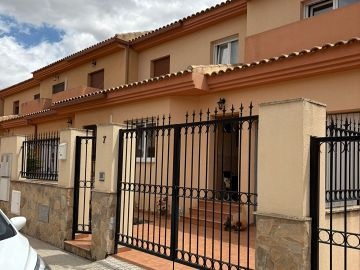 3 Bed Terrace in Pinoso - Inland Villas Spain