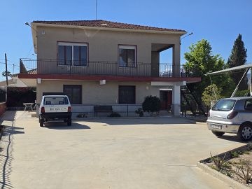 Large house split into 2 apartments