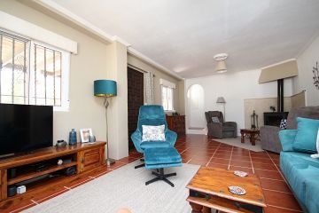 Country house with guest suite, walking distance to Sax - Inland Villas Spain
