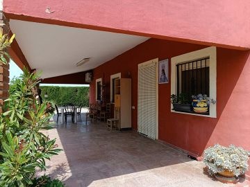 4 Bed Villa with Pool & Garage in Yecla - Inland Villas Spain