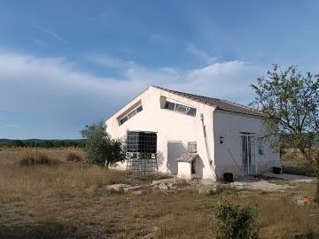 Small country house with land near Yecla - Inland Villas Spain