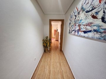 Apartment on the top floor overlooking the market - Inland Villas Spain