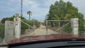 Land with outbuildings and phone mast income