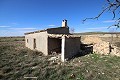 Groot stuk grond met een ruïne in Yecla, Murcia in Inland Villas Spain