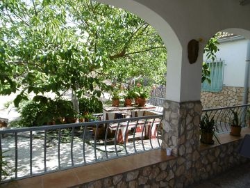 6 Bed Villa with Pool near Yecla - Inland Villas Spain