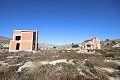 Deux propriétés sur un grand terrain préparé pour 11 villas, à Baños de Fortuna, Murcie in Inland Villas Spain