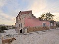 Fantastique maison de campagne à réformer près de pinoso in Inland Villas Spain