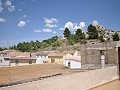 Groot herenhuis met geweldige zakelijke vooruitzichten in Inland Villas Spain