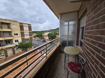4 Bedroom 2 bathroom 2nd floor apartment with garage space - Inland Villas Spain