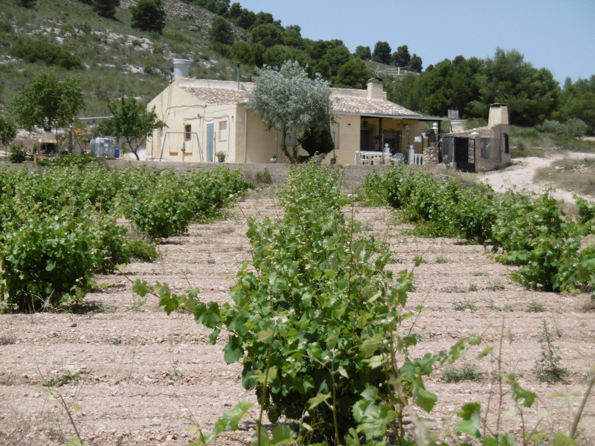 2 Bed Country House with Pool & Garage - Inland Villas Spain