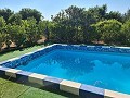 Vrijstaand landhuis met zwembad dicht bij de stad in Inland Villas Spain
