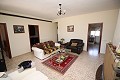 Casa H - Villa privada y tranquila cerca de Yecla con 4 habitaciones grandes + Piscina in Inland Villas Spain