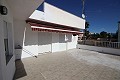 Massives Stadthaus mit Geschäftsmöglichkeit in Monovar in Inland Villas Spain