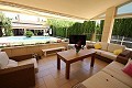 Grote villa met zwembad en tuin in Inland Villas Spain