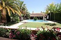 Grote villa met zwembad en tuin in Inland Villas Spain