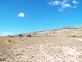 10,500m2 Plot of Land with mains water in Inland Villas Spain
