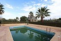 Prächtige 6-Bett-Villa in Sax in Inland Villas Spain