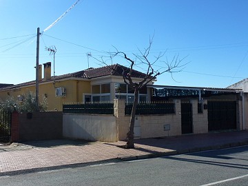 Villa zum Verkauf in Hondon de los Frailes