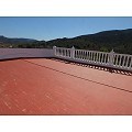 Schönes Dorfgrundstück mit riesiger Dachterrasse in Inland Villas Spain