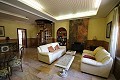 Prachtige vrijstaande villa met een tweede huis, op loopafstand van Monovar in Inland Villas Spain