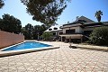 Atemberaubende freistehende Villa mit einem zweiten Haus, nur wenige Gehminuten von Monovar entfernt in Inland Villas Spain