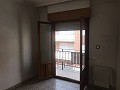 Appartement met garage in het stadscentrum in Inland Villas Spain