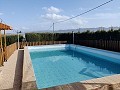 Landhuis met 4 slaapkamers en zwembad in Inland Villas Spain
