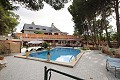 Drei Häuser auf einem Grundstück in Monovar in Inland Villas Spain