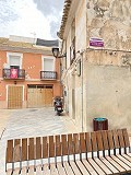 Herenhuis om te hervormen in het centrum van Aspe in Inland Villas Spain