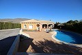 Schöne freistehende Villa in Caudete mit Pool in Inland Villas Spain