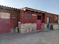 8-Bett-2-Bad-Dorfhaus mit Ställen und Zwingern in Inland Villas Spain