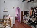 8-Bett-2-Bad-Dorfhaus mit Ställen und Zwingern in Inland Villas Spain