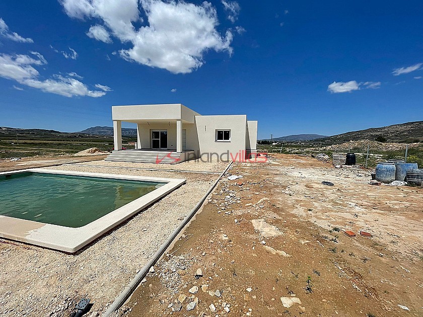 New Build Modern Villa key ready in Inland Villas Spain