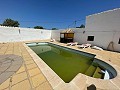 8-Bett-Villa mit Pool und Spielzimmer in Inland Villas Spain