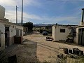 Maison de campagne de 3 chambres et dépôt de stockage à 10 minutes à pied de la ville de Barinas in Inland Villas Spain