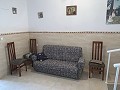 Casa de campo de 3 habitaciones y depósito de almacenamiento a 10 minutos a pie de la ciudad de Barinas in Inland Villas Spain