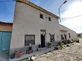 Large Country House with garages near Monovar and Pinoso in Inland Villas Spain