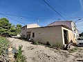Large Country House with garages near Monovar and Pinoso in Inland Villas Spain