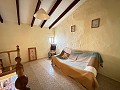 Dorfhaus mit Swimmingpool zwischen Monovar und Pinoso in Inland Villas Spain