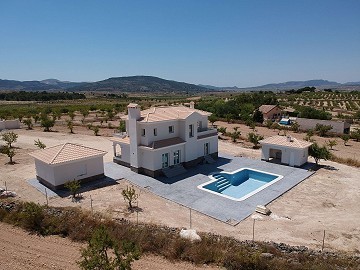 New Build Villas in Pinoso with pool and plot 195m2