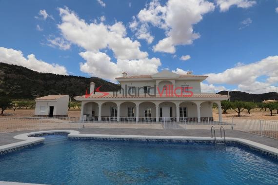 New Build Villas in Alicante, 4 bed, 4 bath