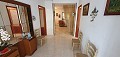 Herenhuis met 6 slaapkamers en binnenplaats in Inland Villas Spain