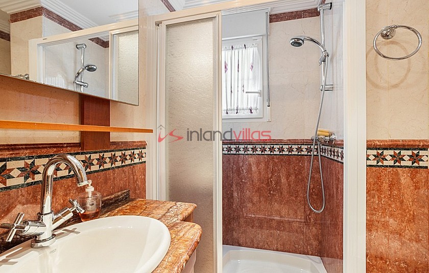 Beautiful spacious Villa 100M from the sea 5 Bedrooms- 4 Bathrooms in Inland Villas Spain